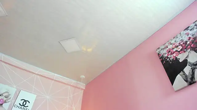 dolly zoe online show from 11.27.25