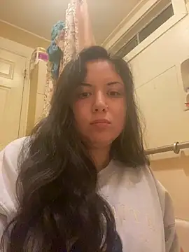 Snapshot of xocrybaby chatting on 02.17.26 xocrybaby online show from 02.17.26