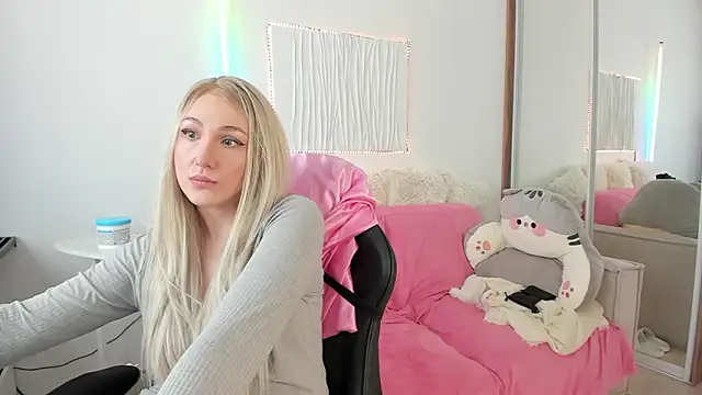 Snapshot of CarolMay chatting on 03.05.26 CarolMay online show from 03.05.26