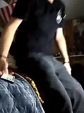 Snapshot of j_hollywood91 chatting on 11.19.25 j hollywood91 online show from 11.19.25