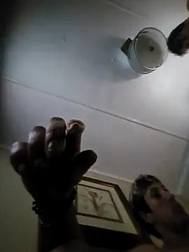 Snapshot of j_hollywood91 chatting on 11.30.25 j hollywood91 online show from 11.30.25