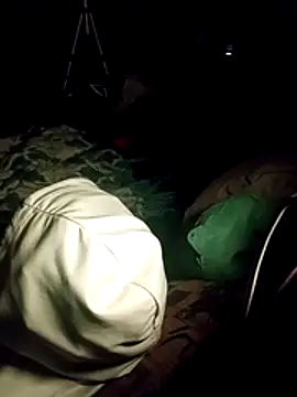 Snapshot of j_hollywood91 chatting on 12.15.25 j hollywood91 online show from 12.15.25