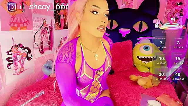 Snapshot of Shayybaby chatting on 09.16.25 Shayybaby online show from 09.16.25