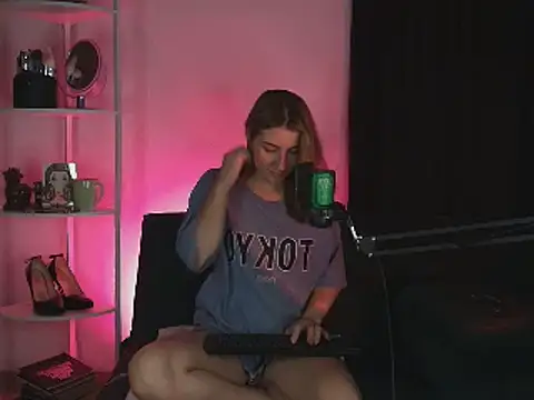 Dakotaa  online show from 03.18.25