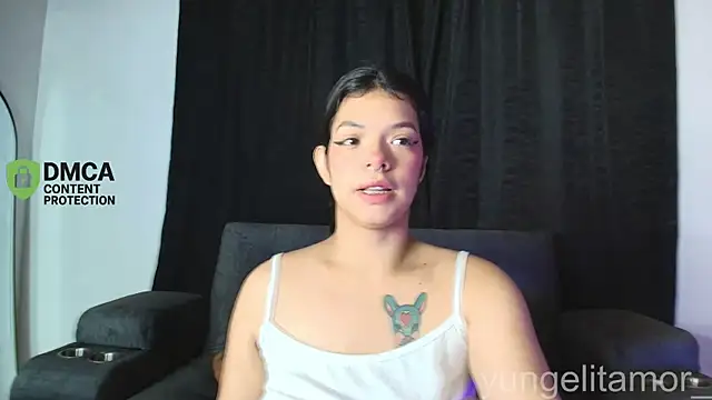 yungelitamor  online show from 11.14.25