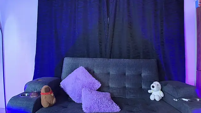 yungelitamor  online show from 08.03.26