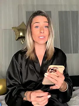 petrouchkaaa  online show from 11.20.25