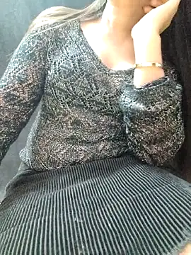 Snapshot of Roshni_98 chatting on 06.19.26 Roshni 98 online show from 06.19.26