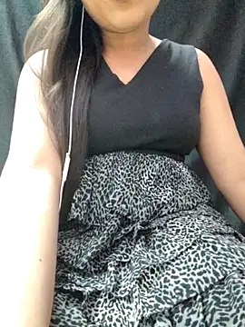 Snapshot of Roshni_98 chatting on 06.27.26 Roshni 98 online show from 06.27.26