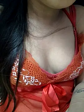 Snapshot of Roshni_98 chatting on 07.06.26 Roshni 98 online show from 07.06.26