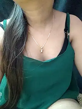 Snapshot of Roshni_98 chatting on 07.14.26 Roshni 98 online show from 07.14.26
