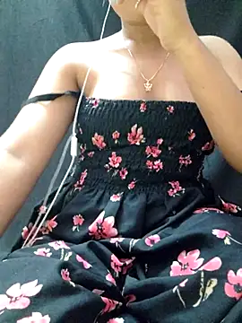 Snapshot of Roshni_98 chatting on 07.15.26 Roshni 98 online show from 07.15.26