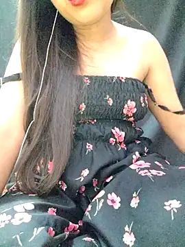 Snapshot of Roshni_98 chatting on 07.17.26 Roshni 98 online show from 07.17.26