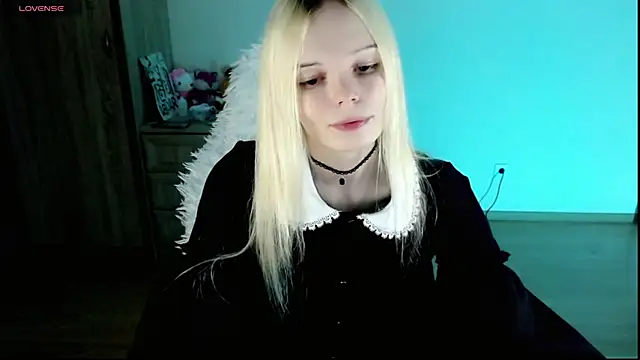 Emily Nyaffee online show from 02.09.25