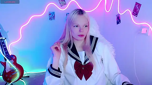 Emily Nyaffee online show from 09.29.25