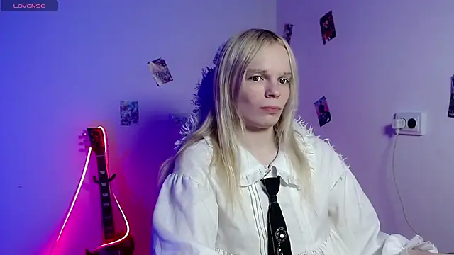 Emily Nyaffee online show from 03.13.26