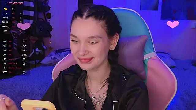 Snapshot of Amanda_Tender chatting on 01.07.25 Amanda Tender online show from 01.07.25