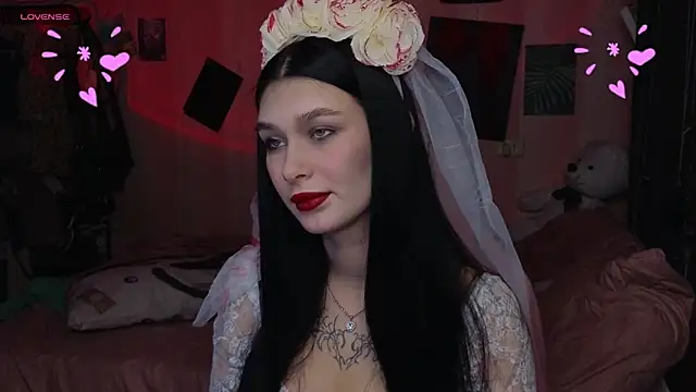 Snapshot of Amanda_Tender chatting on 10.27.25 Amanda Tender online show from 10.27.25