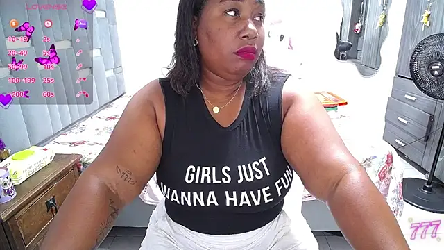Snapshot of thickebonymilfF chatting on 05.26.26 thickebonymilfF online show from 05.26.26