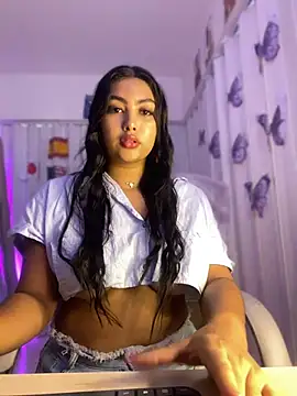NatashaBrown12 online show from 06.25.26