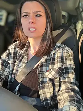 LadyLena1 online show from 01.20.25