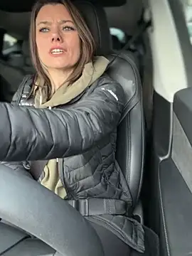 LadyLena1 online show from 11.28.25