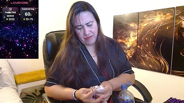 Snapshot of amalia_brunette chatting on 01.16.26 amalia brunette online show from 01.16.26