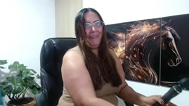 amalia brunette online show from 06.16.26