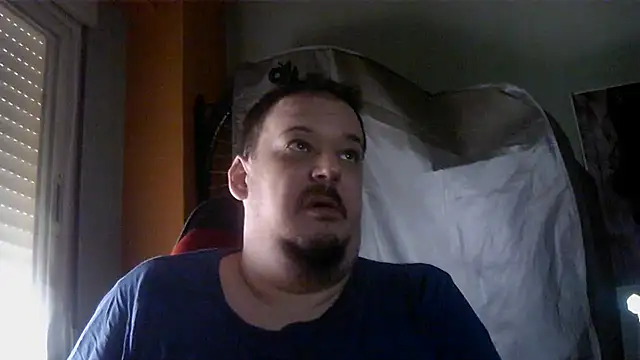 Snapshot of porkorossy chatting on 08.05.26 porkorossy online show from 08.05.26