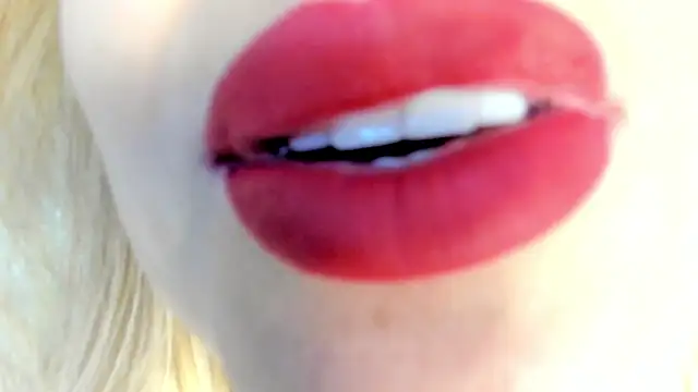 Snapshot of angel_vibes_ chatting on 03.17.25 angel vibes online show from 03.17.25