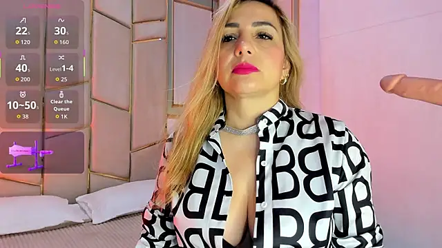 Snapshot of angel_vibes_ chatting on 01.12.26 angel vibes online show from 01.12.26