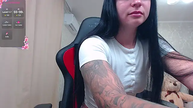 JuicyJess online show from 07.03.26
