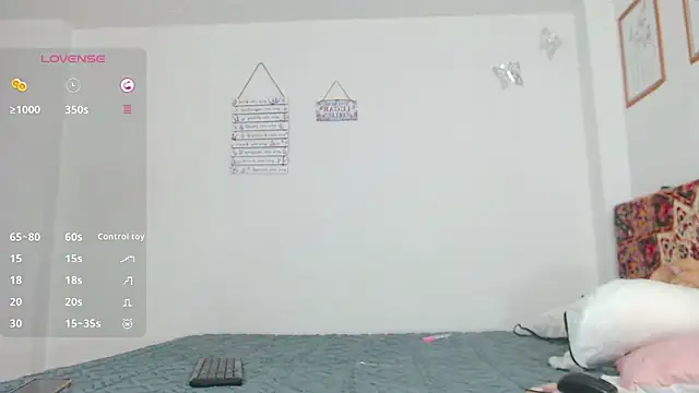 Snapshot of verocute7 chatting on 10.25.25 verocute7 online show from 10.25.25