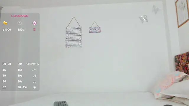 Snapshot of verocute7 chatting on 11.17.25 verocute7 online show from 11.17.25