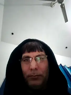 Snapshot of ZIMMY25 chatting on 12.03.25 ZIMMY25 online show from 12.03.25