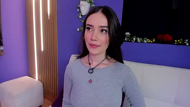 Kate Amaretto  online show from 10.21.25