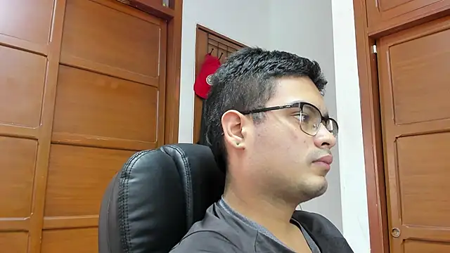 willy colombia online show from 01.23.25