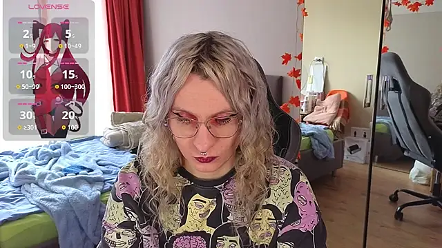 Lori Myaf online show from 09.17.25