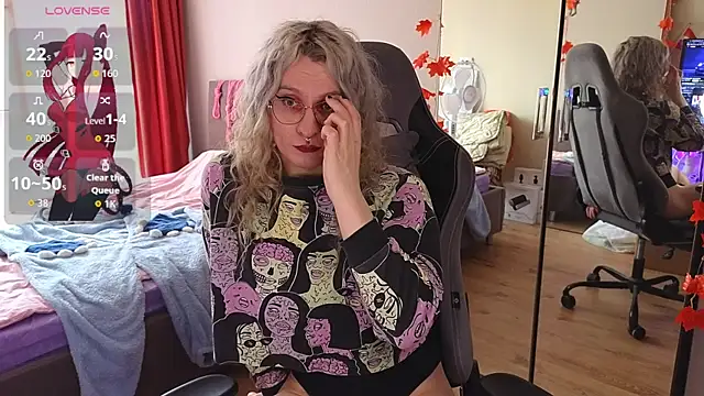 Lori Myaf online show from 09.19.25