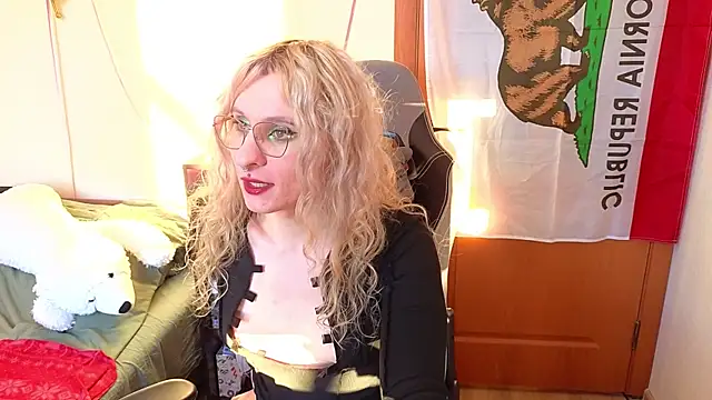 Lori Myaf online show from 02.14.26