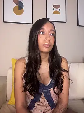 Snapshot of DianaHopson chatting on 02.24.26 DianaHopson online show from 02.24.26