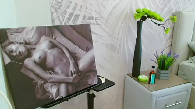 Snapshot of EveLove33 chatting on 03.18.26 EveLove33 online show from 03.18.26