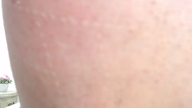 TiffanyFox1 online show from 01.18.25