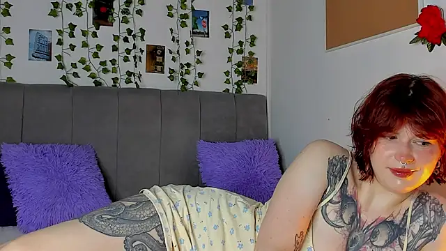 miss Lizzy online show from 07.15.26