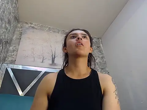 Snapshot of AngelaLinaresx69 chatting on 05.19.26 AngelaLinaresx69 online show from 05.19.26