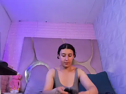 Snapshot of AngelaLinaresx69 chatting on 05.22.26 AngelaLinaresx69 online show from 05.22.26