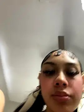 Snapshot of badbaby187 chatting on 12.02.25 badbaby187 online show from 12.02.25