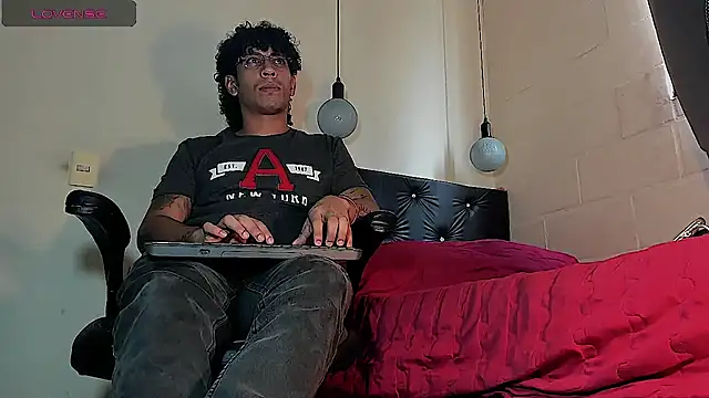 FuckHardlove online show from 09.26.25