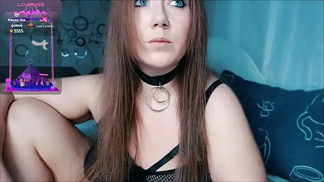 Snapshot of tia_meow chatting on 02.05.25 tia meow online show from 02.05.25