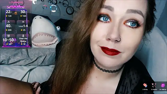 Snapshot of tia_meow chatting on 11.11.25 tia meow online show from 11.11.25